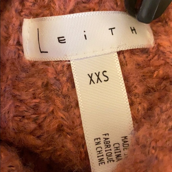 Leith Mock Neck Sweater Raspberry - Picture 7 of 8